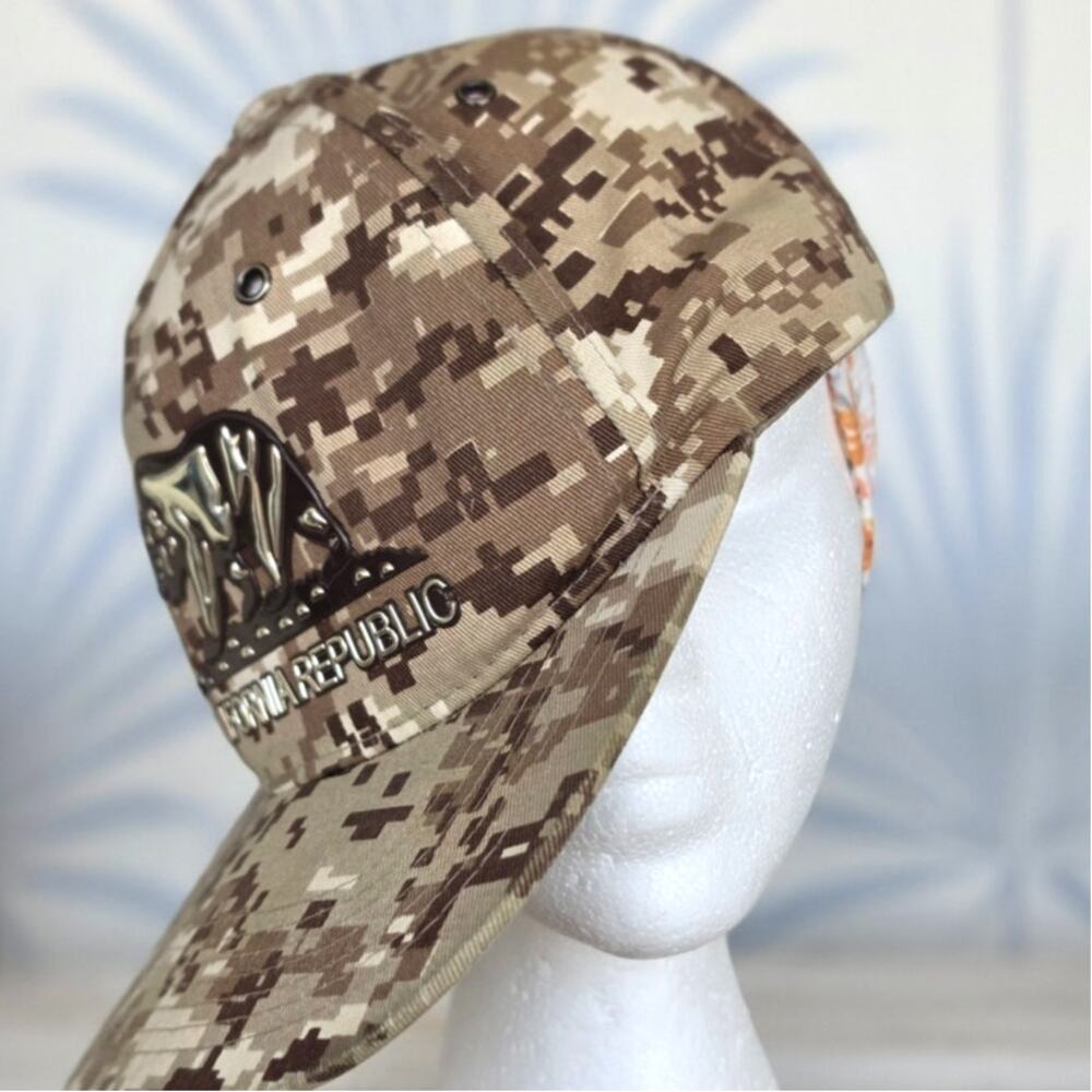 Pit Bull California Republic Brown Digital Camo Snapback Hat/ baseball cap